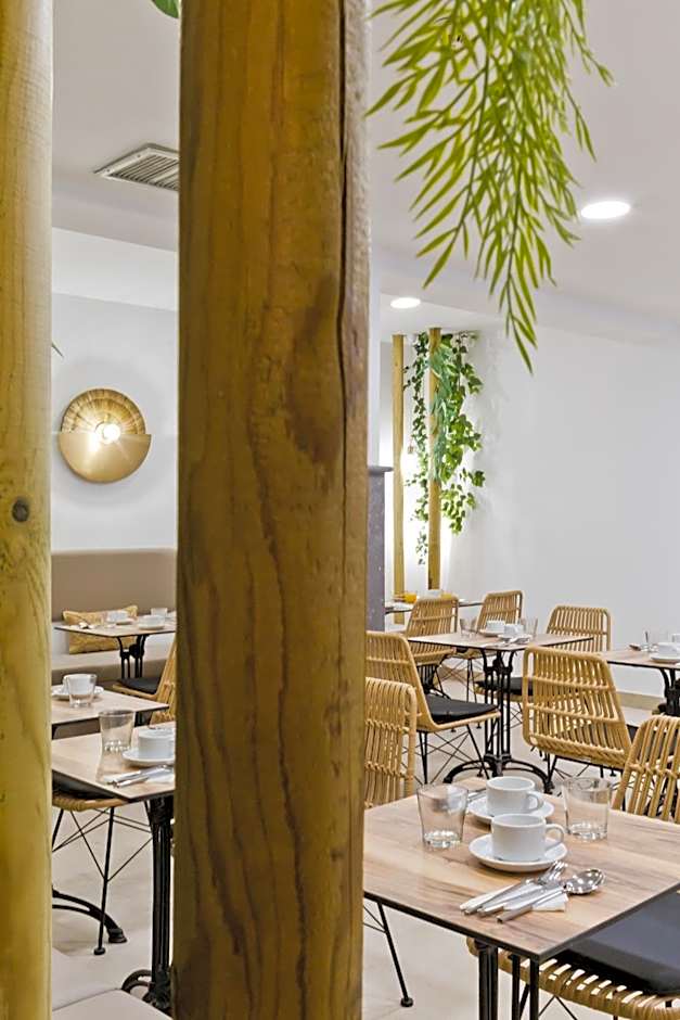 Diana Art Boutique Hotel