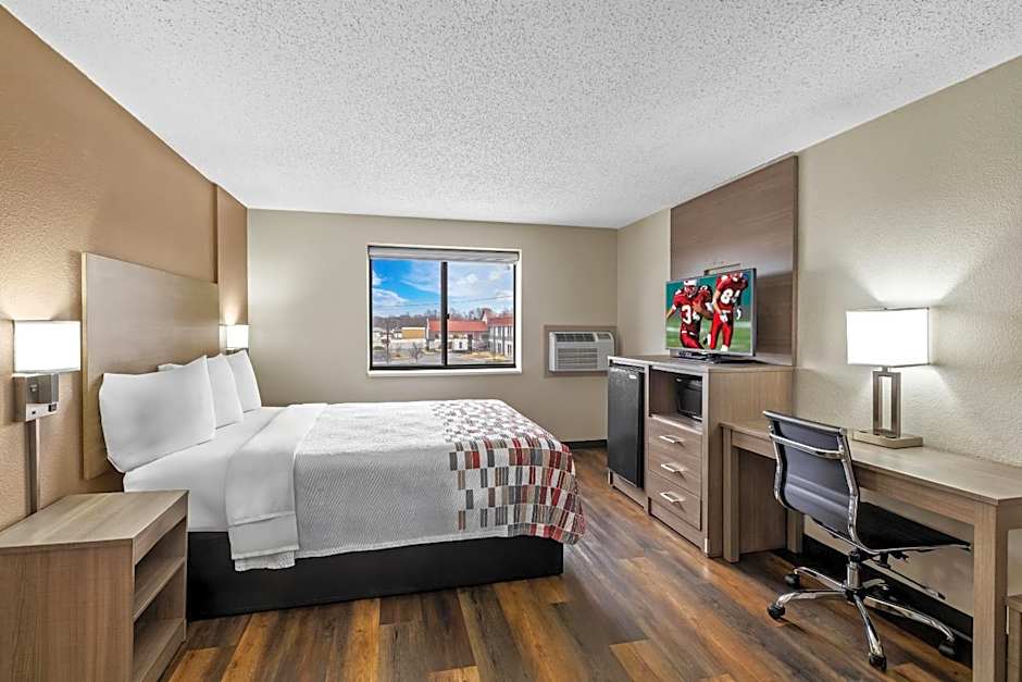 Red Roof Inn Ames