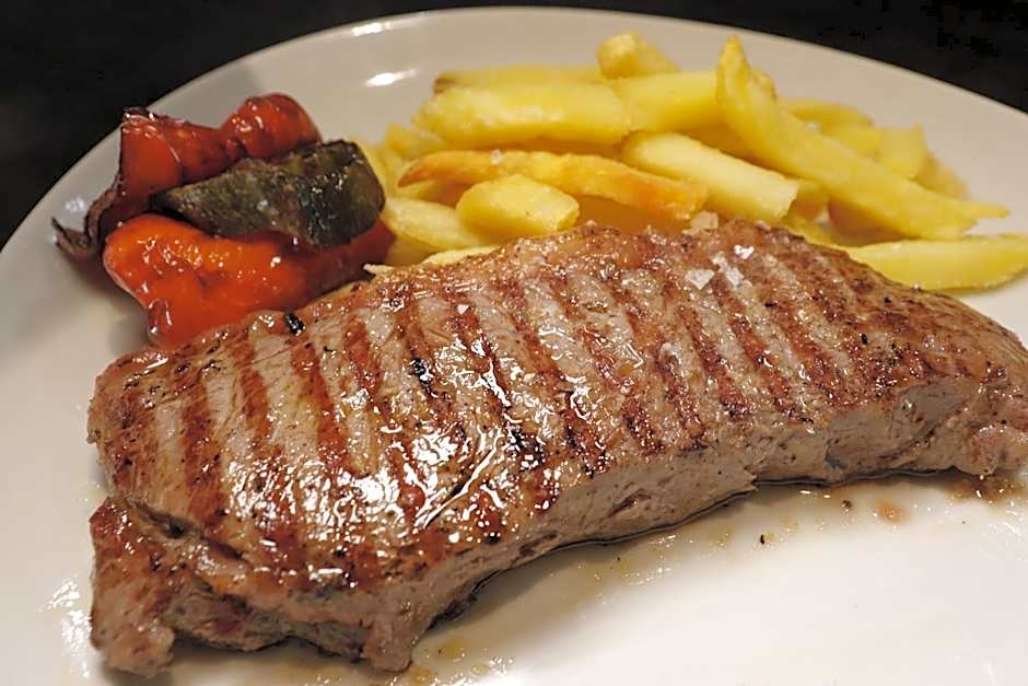 Hostal Restaurante Benalup Golf