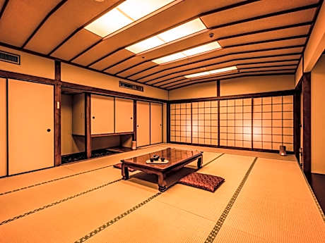 Ooedo Onsen Monogatari Awazu Grand Hotel