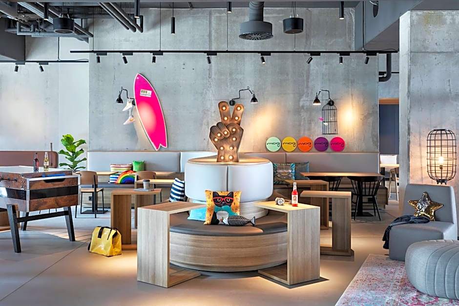 Moxy Hamburg City