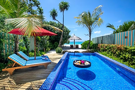 Deluxe Beach Pool Villa 