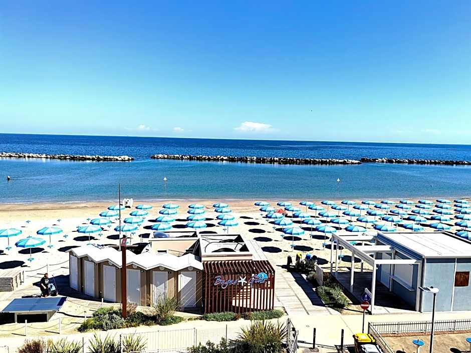 Hotel Cola Frontemare