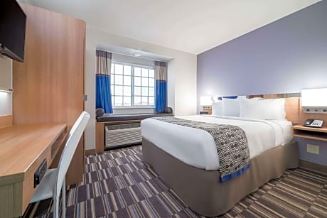 1 King Bed Mobility Accessible Room Non-Smoking