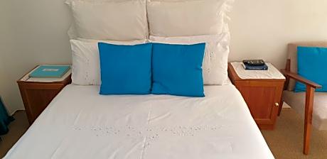 Triple Room with Bathroom