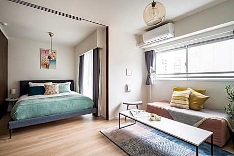 Premier One-Bedroom Apartment