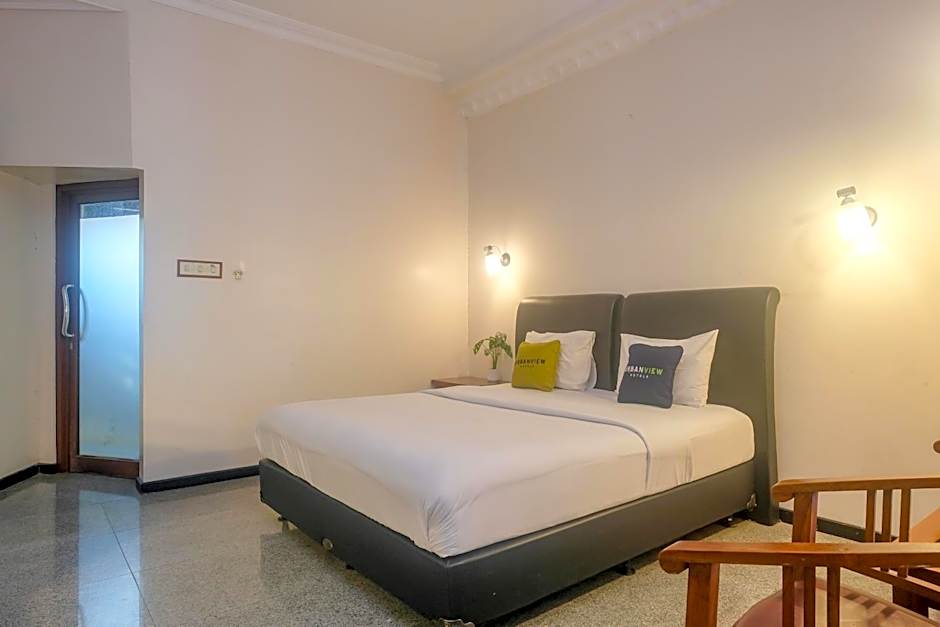 Urbanview Omah Pari Boutique Hotel