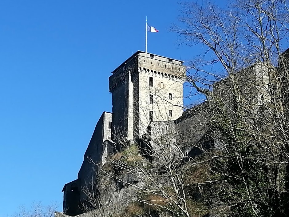 LA MAISON DE BARLEST - LOURDES