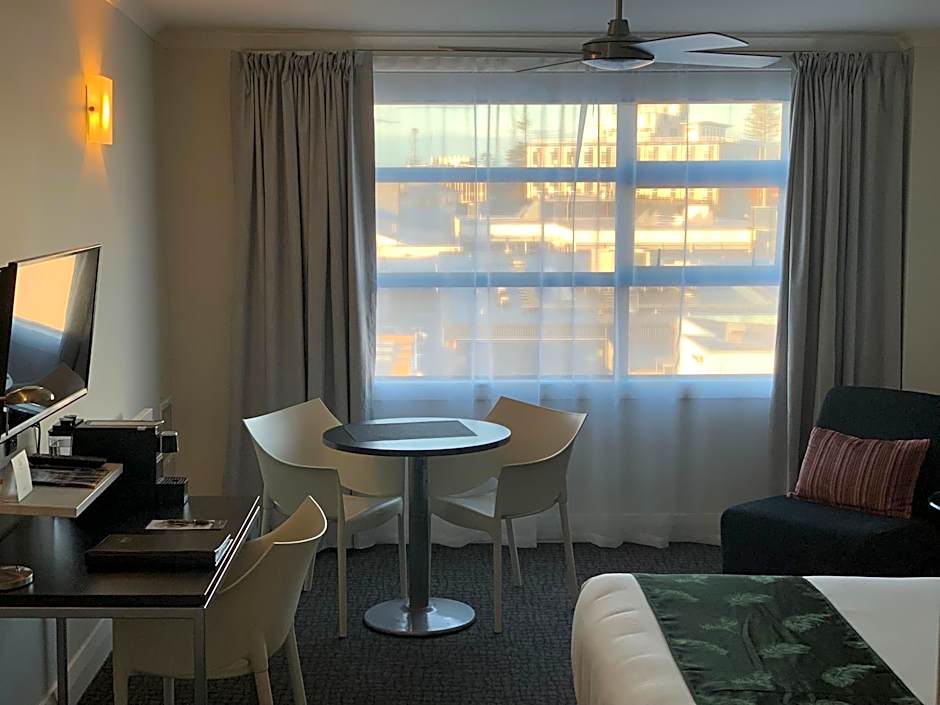 Quest Napier Hotel