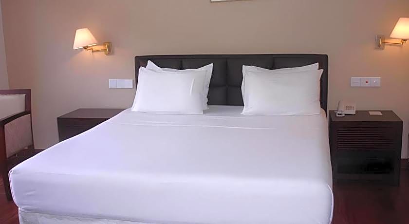 Devon Hotel