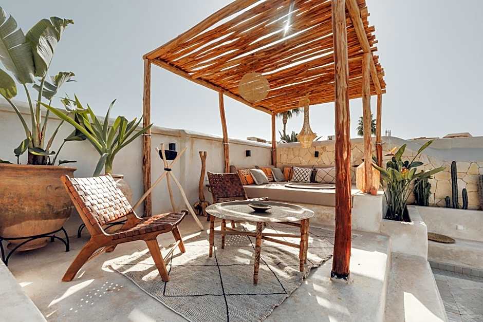 Kenzara Suites & Pool, Your private escape