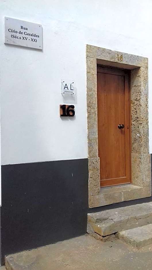 Largo da Rainha, Guesthouse