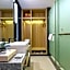 Shuyue Hotel (Ningbo Yushe Airport College of Finance and Economics)