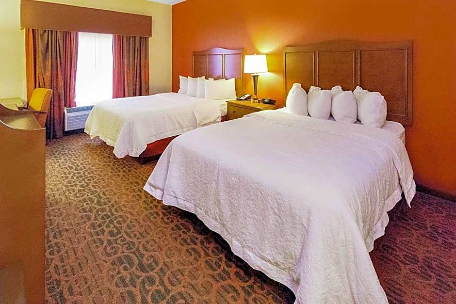 Hampton Inn By Hilton Waynesburg