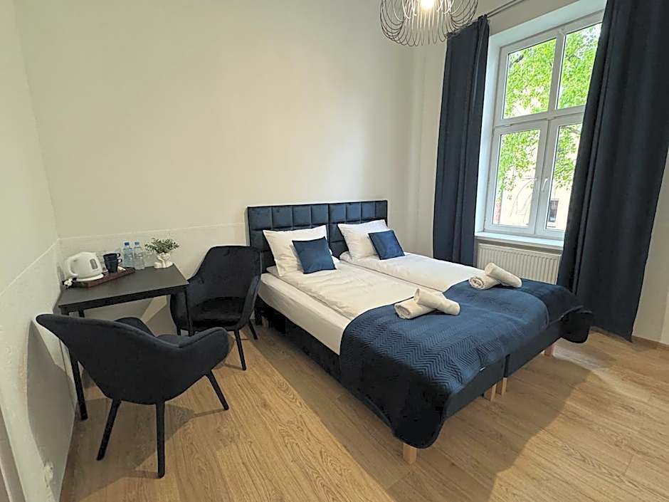 IRIS Aparthotel