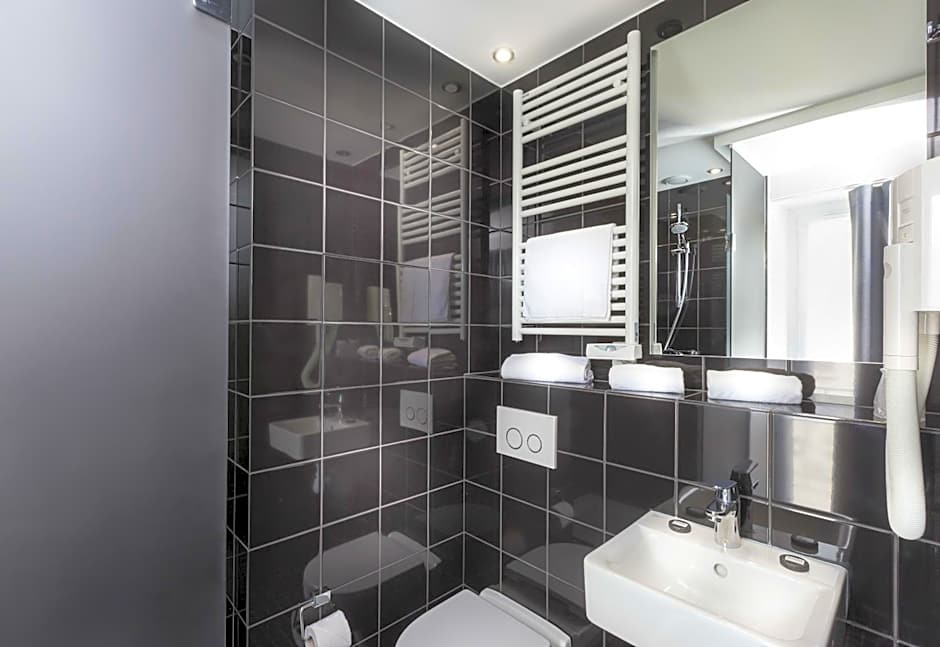 Libertel Montmartre Duperre