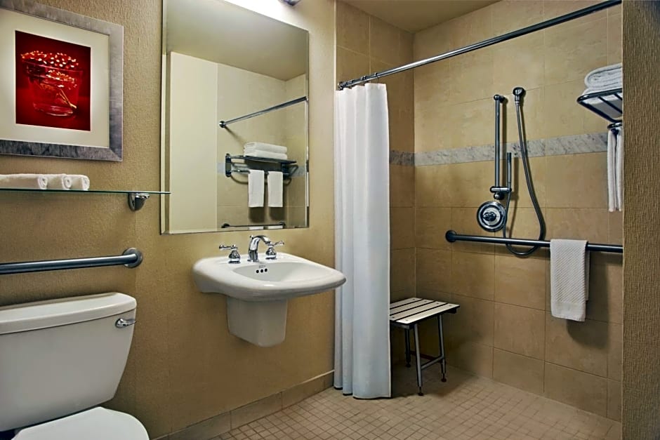 Hilton Orrington/Evanston