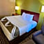 Quality Inn & Suites Columbia I-70