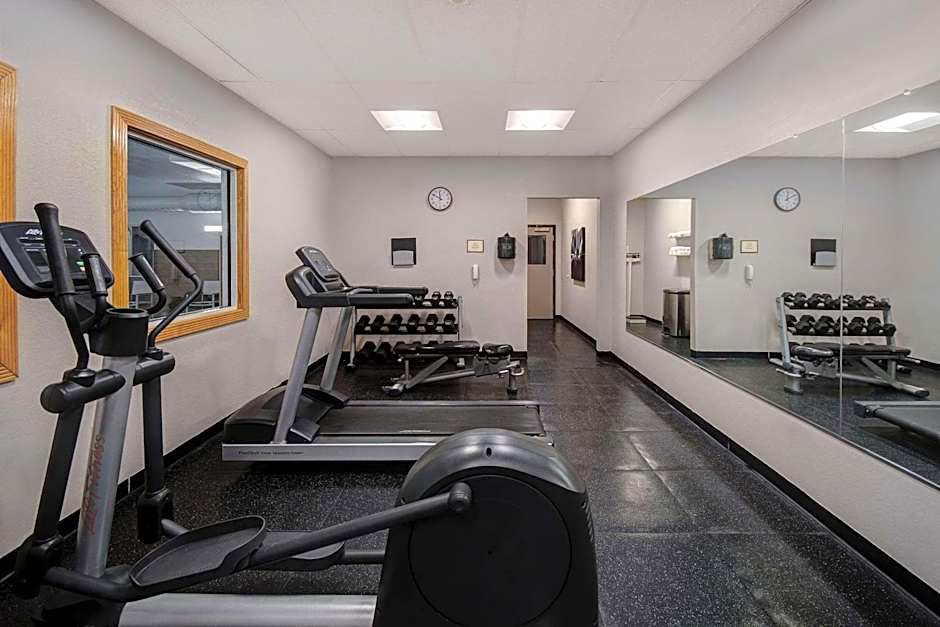 Country Inn & Suites by Radisson, Cincinnati Airport, KY