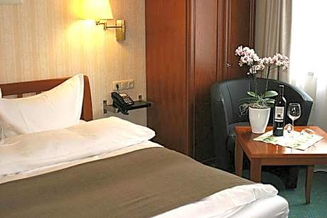 Single Room with Balcony