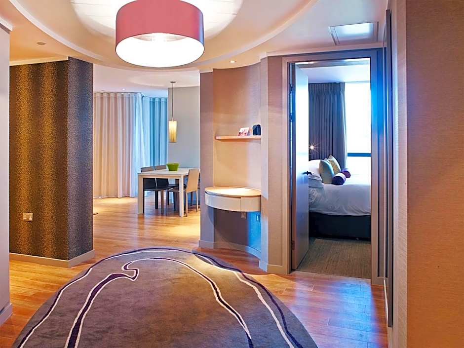 Cheval Three Quays at The Tower of London