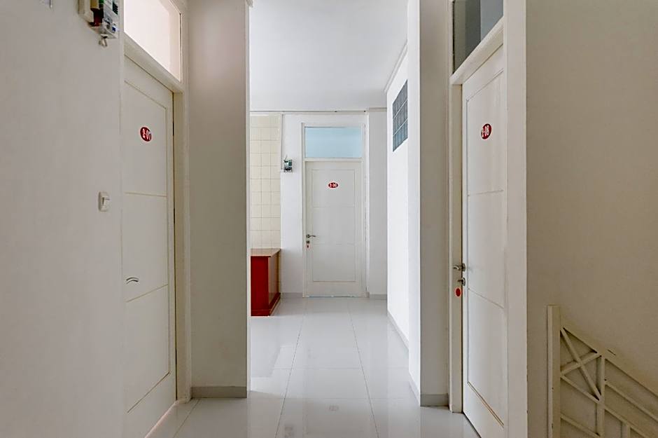 RedDoorz near Lampung City Mall