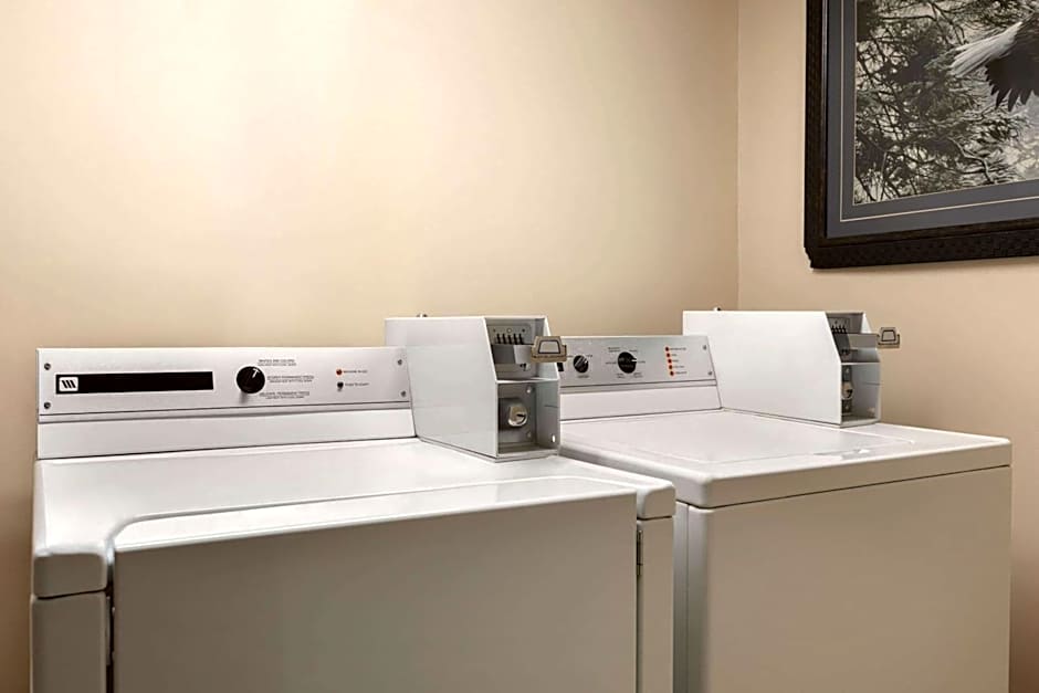 Travelodge Suites by Wyndham Moncton