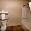Cobblestone Inn & Suites - Denison | Oak Ridge