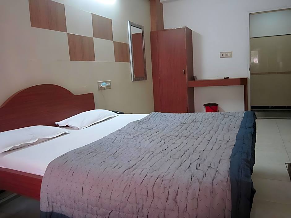 Hotel Dhruv Palace