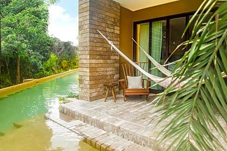 Swim-up Garden