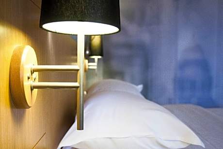 Classic Room, 1 King Bed