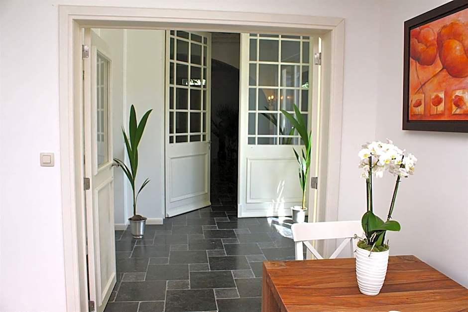 The Townhouse Bed & Breakfast