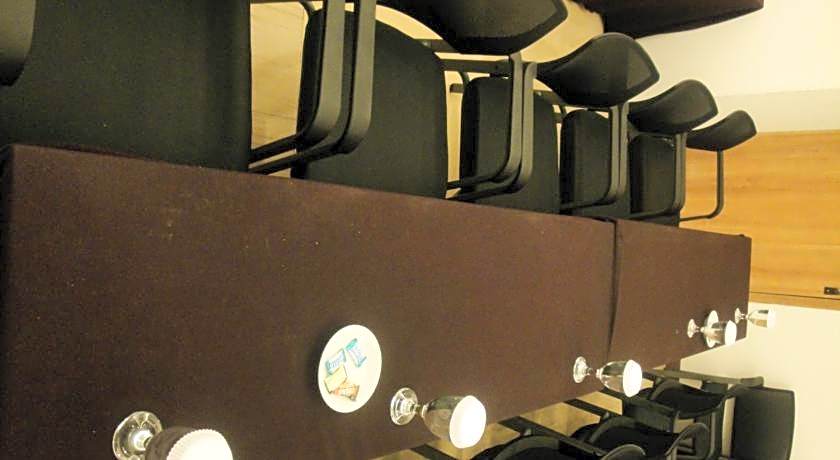 Top Hotel Manado By Gran Puri