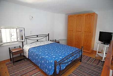 Studio (3 Adults) with Balcony