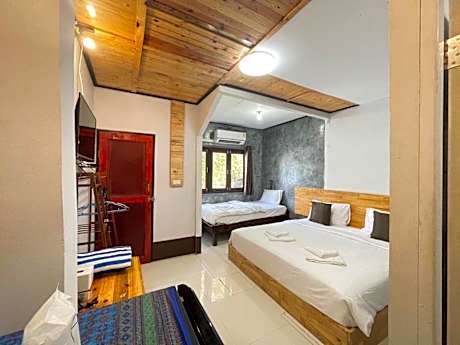 Basic Triple Room