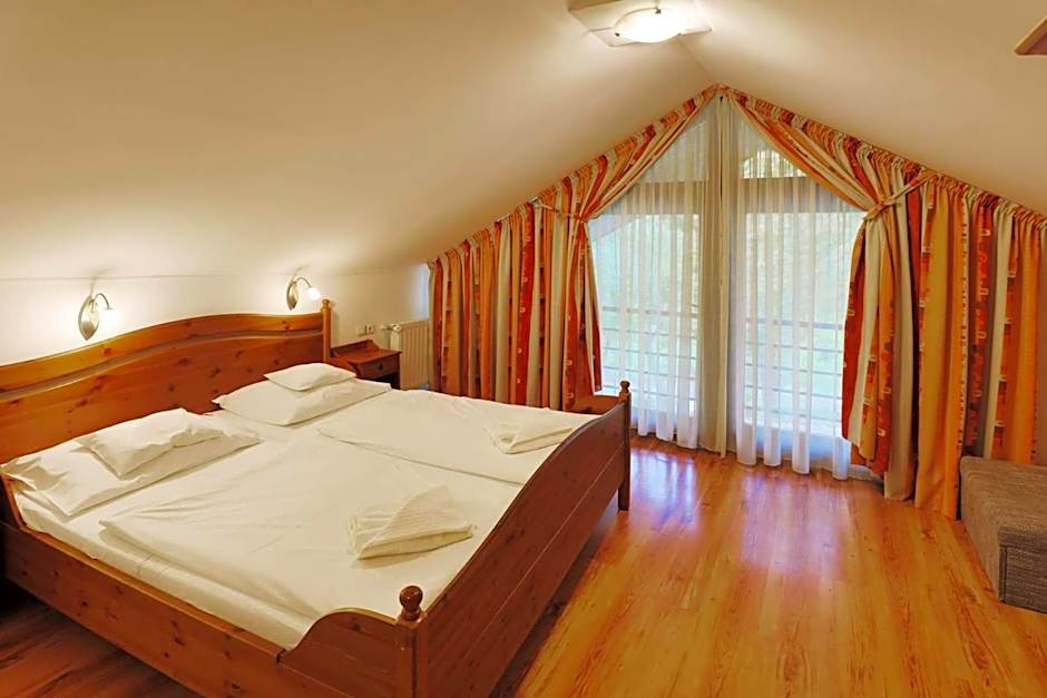 Hotel ICON