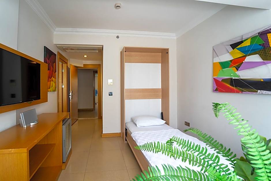 Aurasia Design Hotel