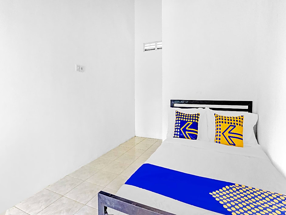 SPOT ON 90742 Kinanthy Garden Syariah