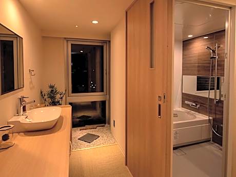 Superior Twin Room - Non-Smoking