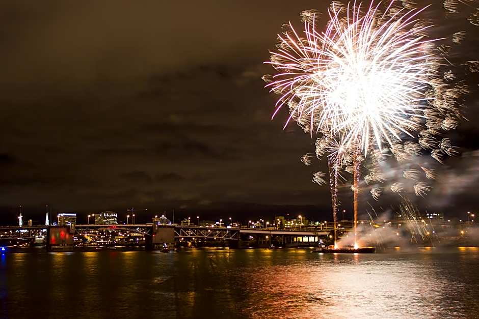 Holiday Inn - Portland - Columbia Riverfront By IHG