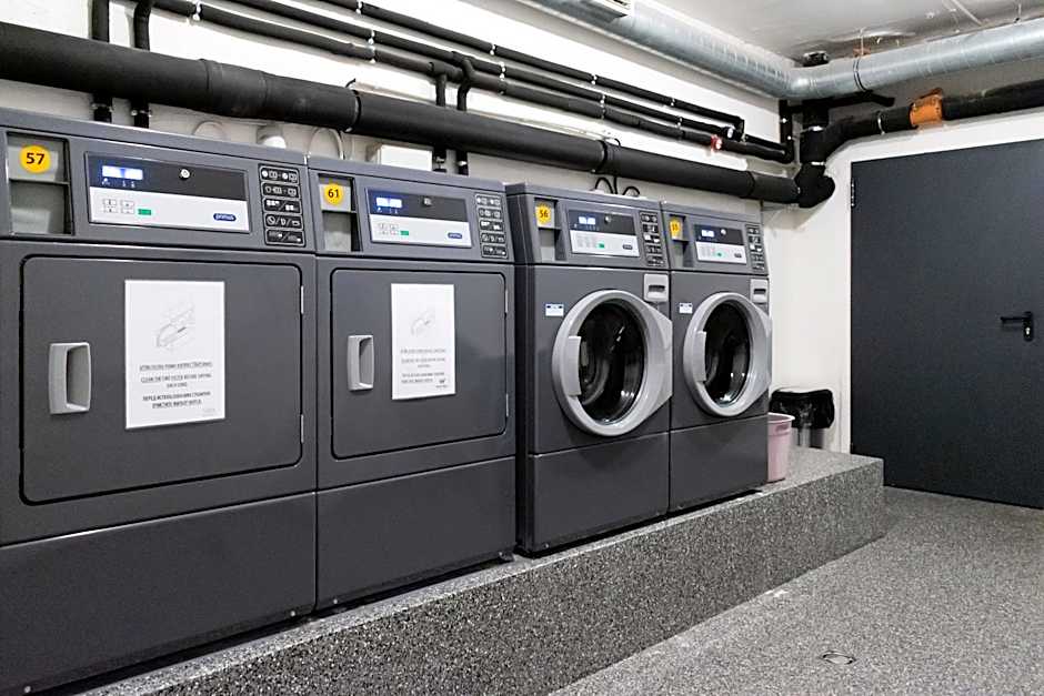 YouthMents - Student Hotel