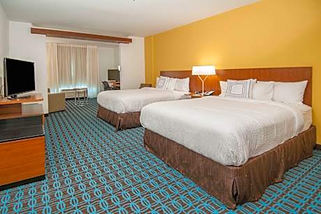 Suite, 2 Queen, Sofa bed