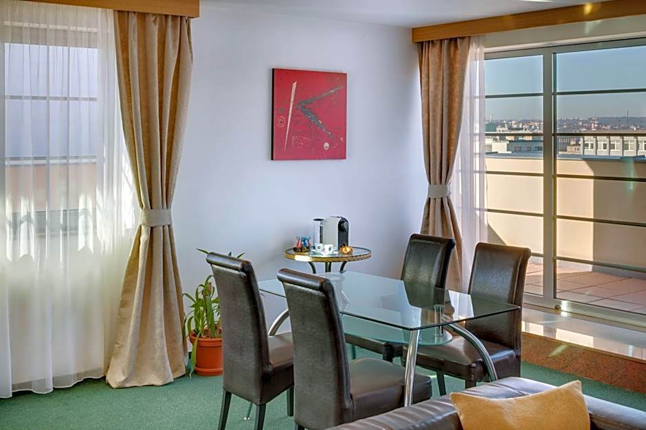 Hotel Oya