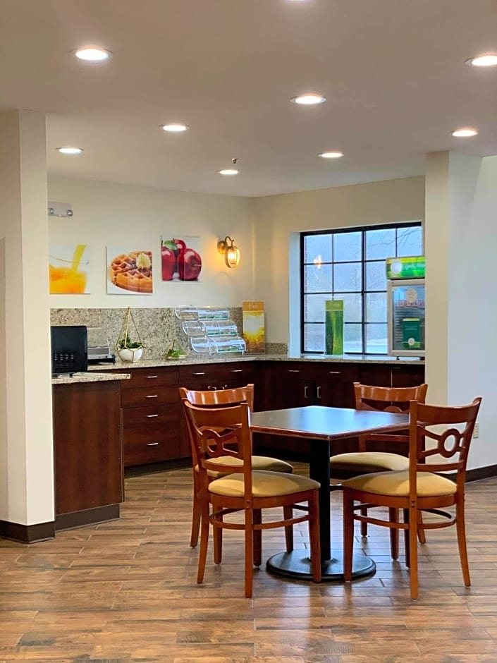 Quality Inn & Suites Prestonsburg next to Mountain Arts Center
