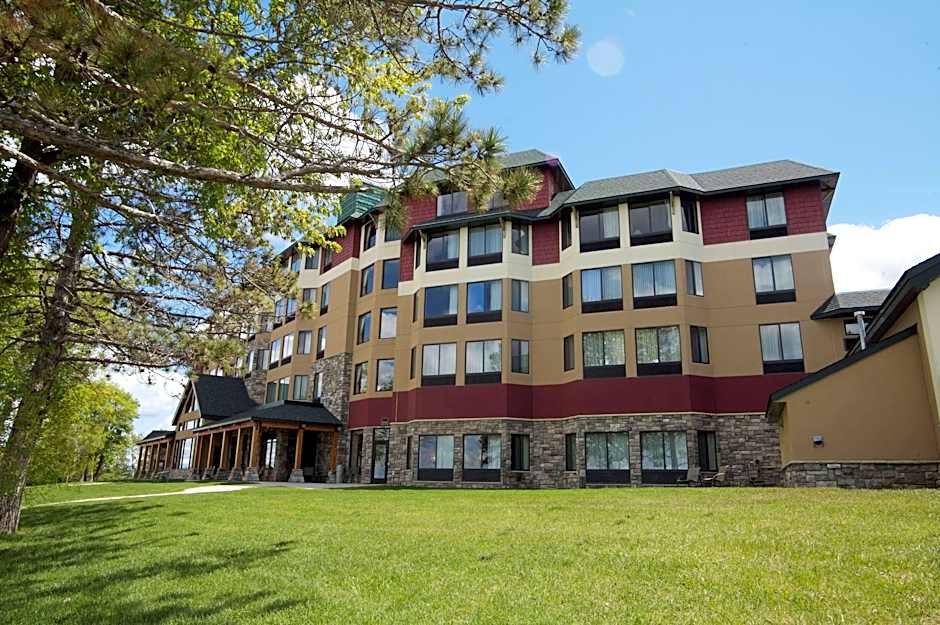 SouthShore Hotel on Lake Bemidji Trademark Collect