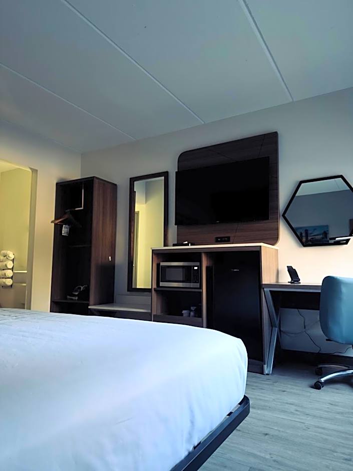 La Quinta Inn & Suites by Wyndham Atlanta Roswell