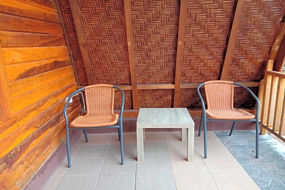 OYO 3025 Villa Alam Flores Labuan Bajo