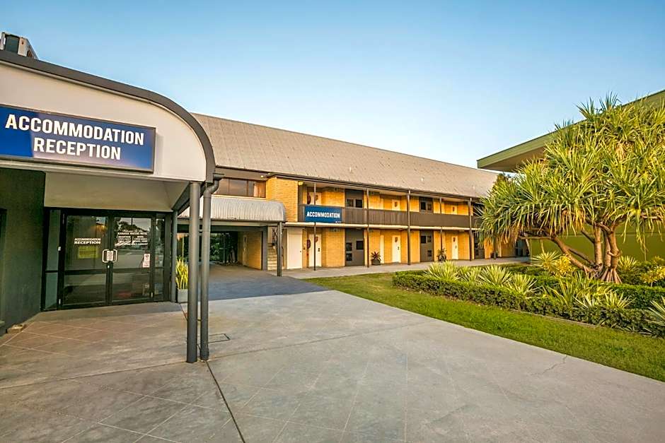 Nightcap at Kawana Waters Hotel