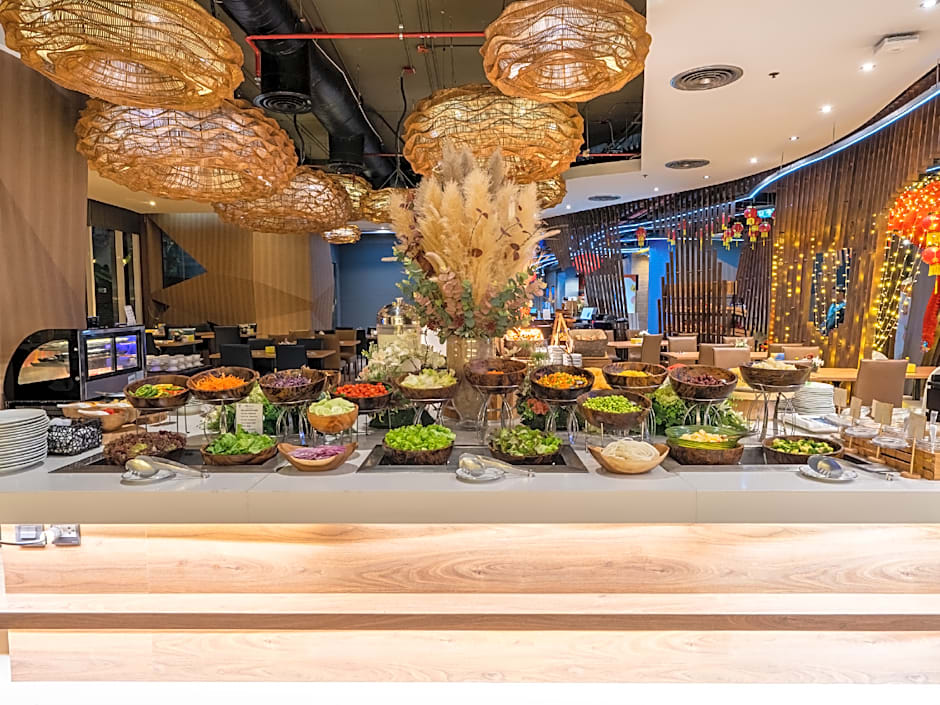 VELA Dhi GLOW Pratunam