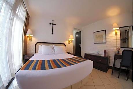 Standard Double Room with View